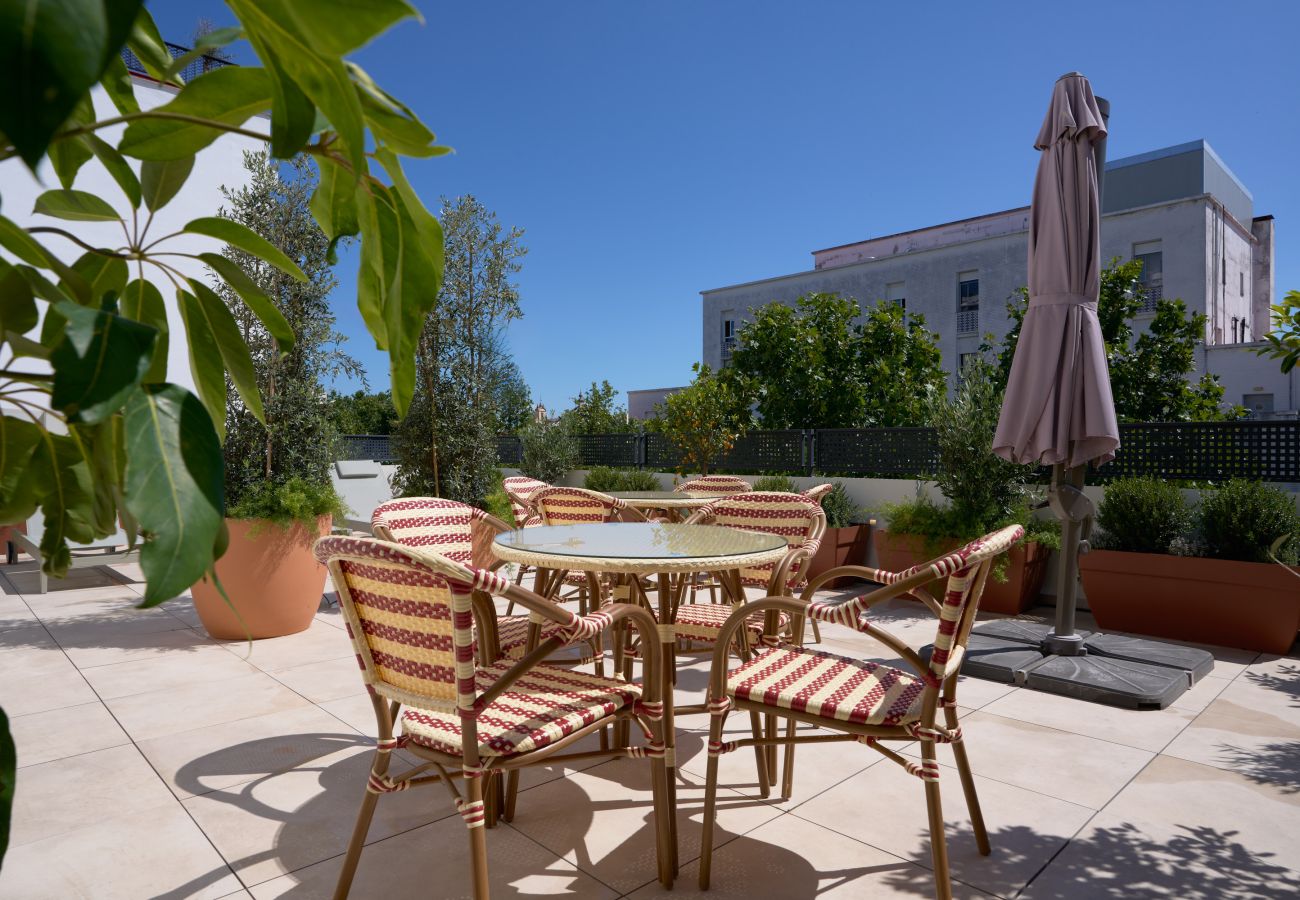 Apartahotel en Sevilla - Luis de Vargas 1A