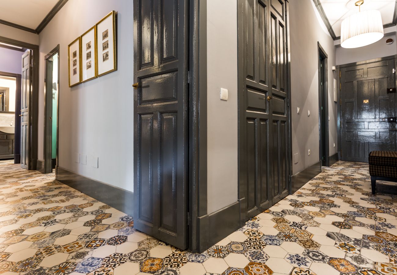 Apartment in Seville - Puerta de la Victoria