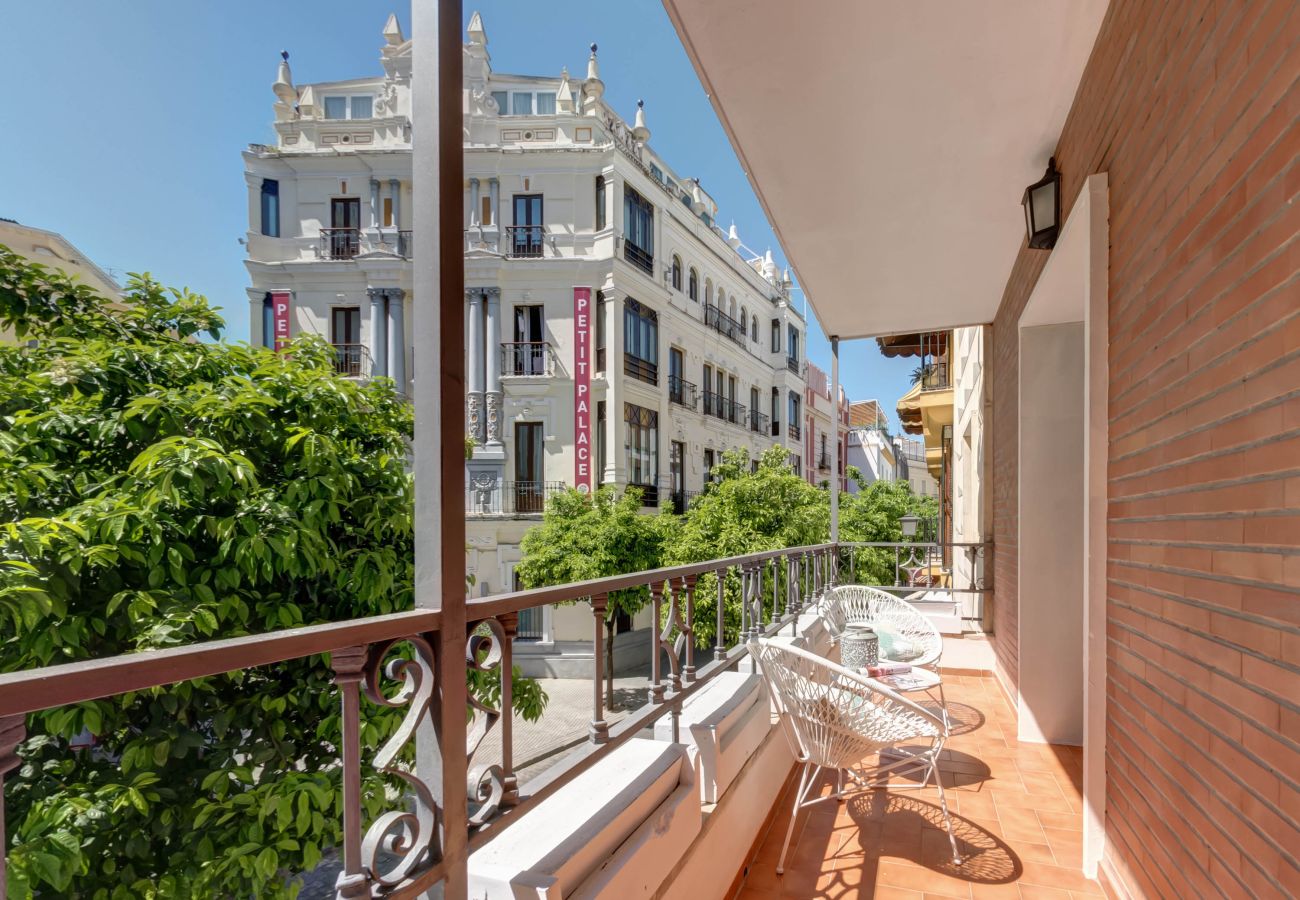 Apartment in Seville - Bailen