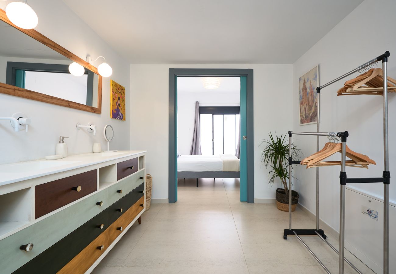 House in Seville - Triana