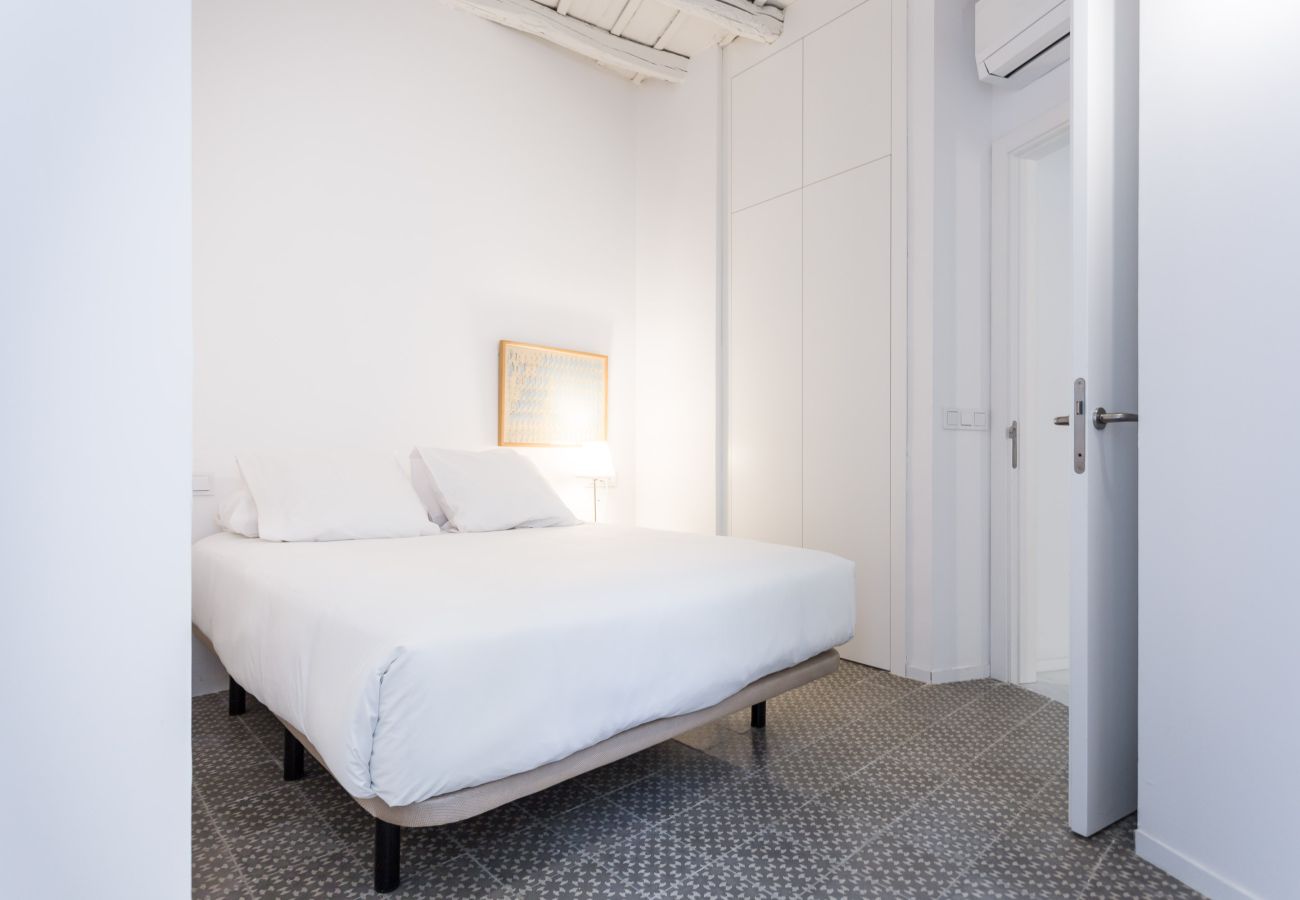 Apartment in Seville - Abades I