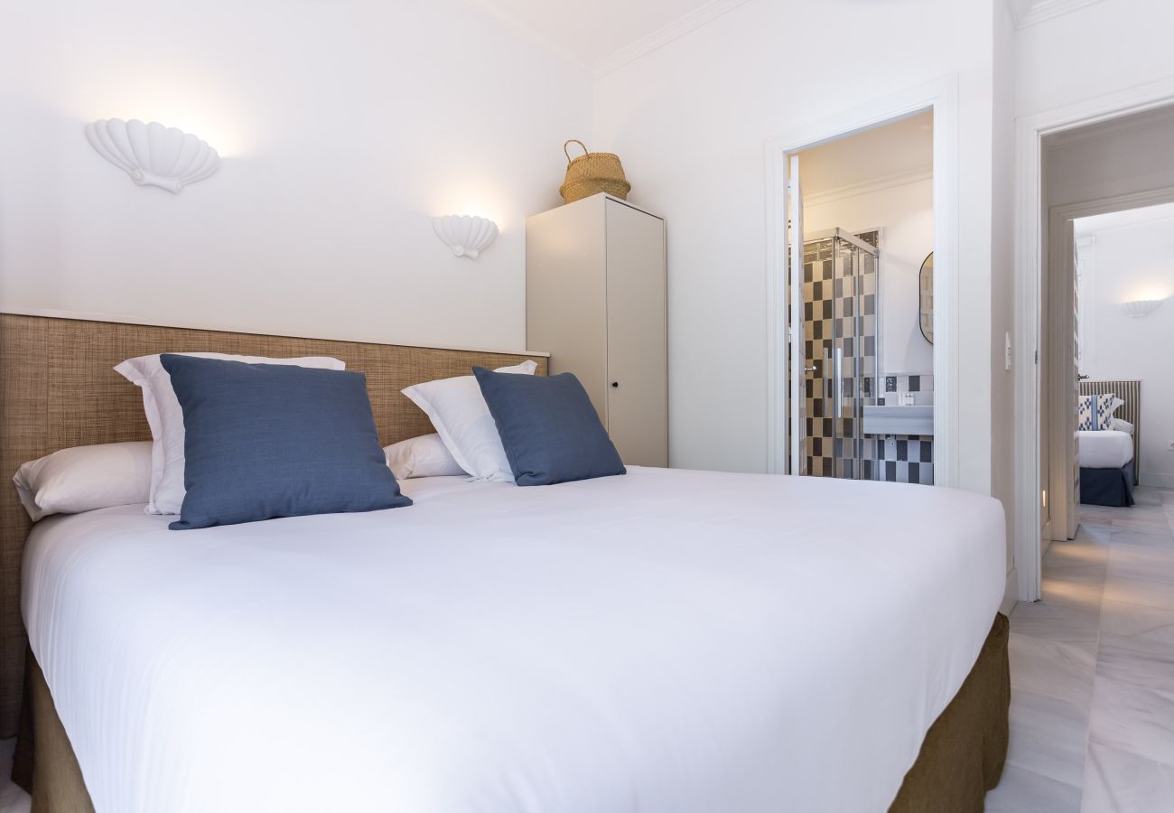 Apartment in Seville - Adriano 2.1