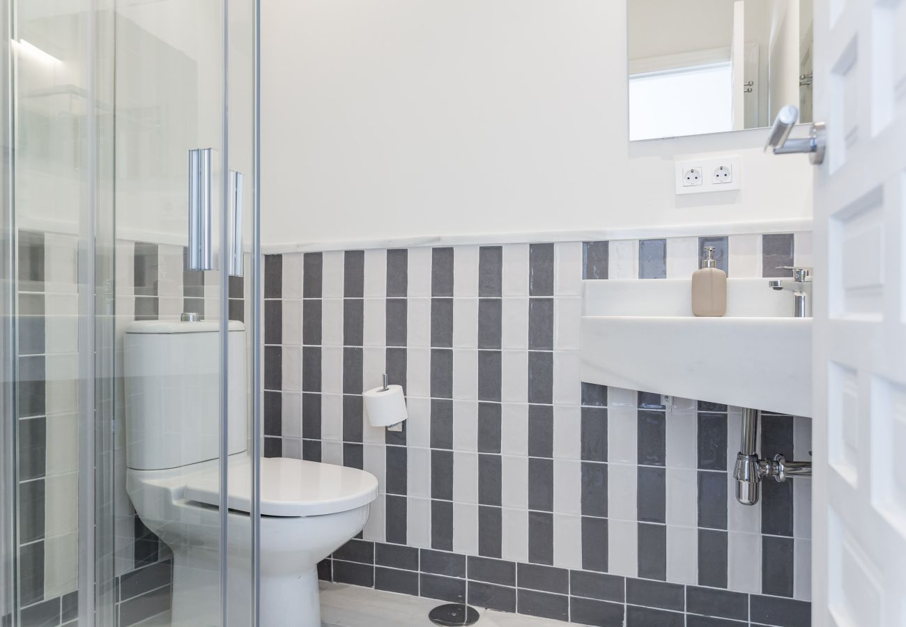 Apartment in Seville - Adriano 2.1