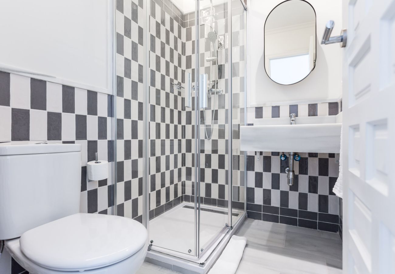 Apartment in Seville - Adriano 2.1