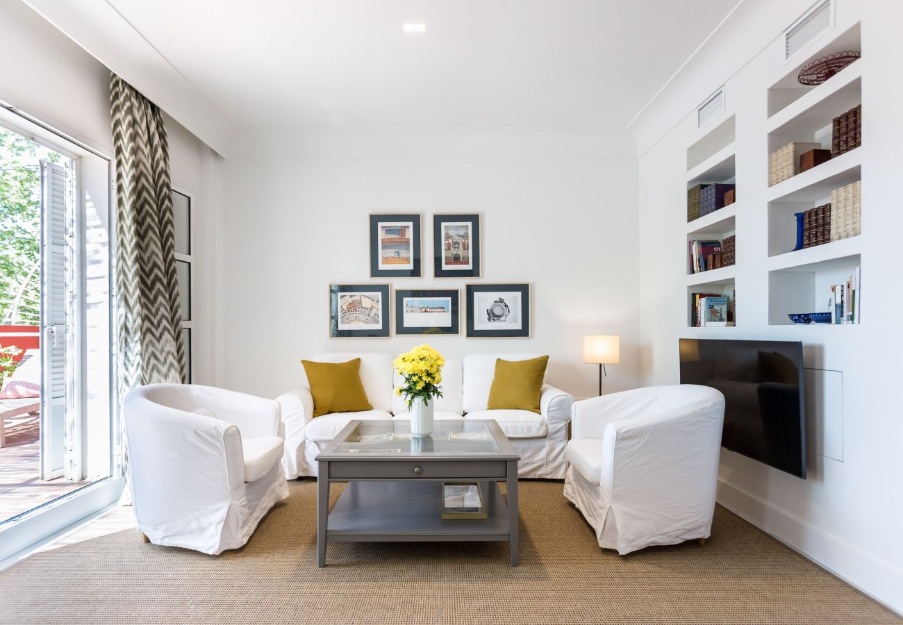 Apartment in Seville - Adriano 2.1