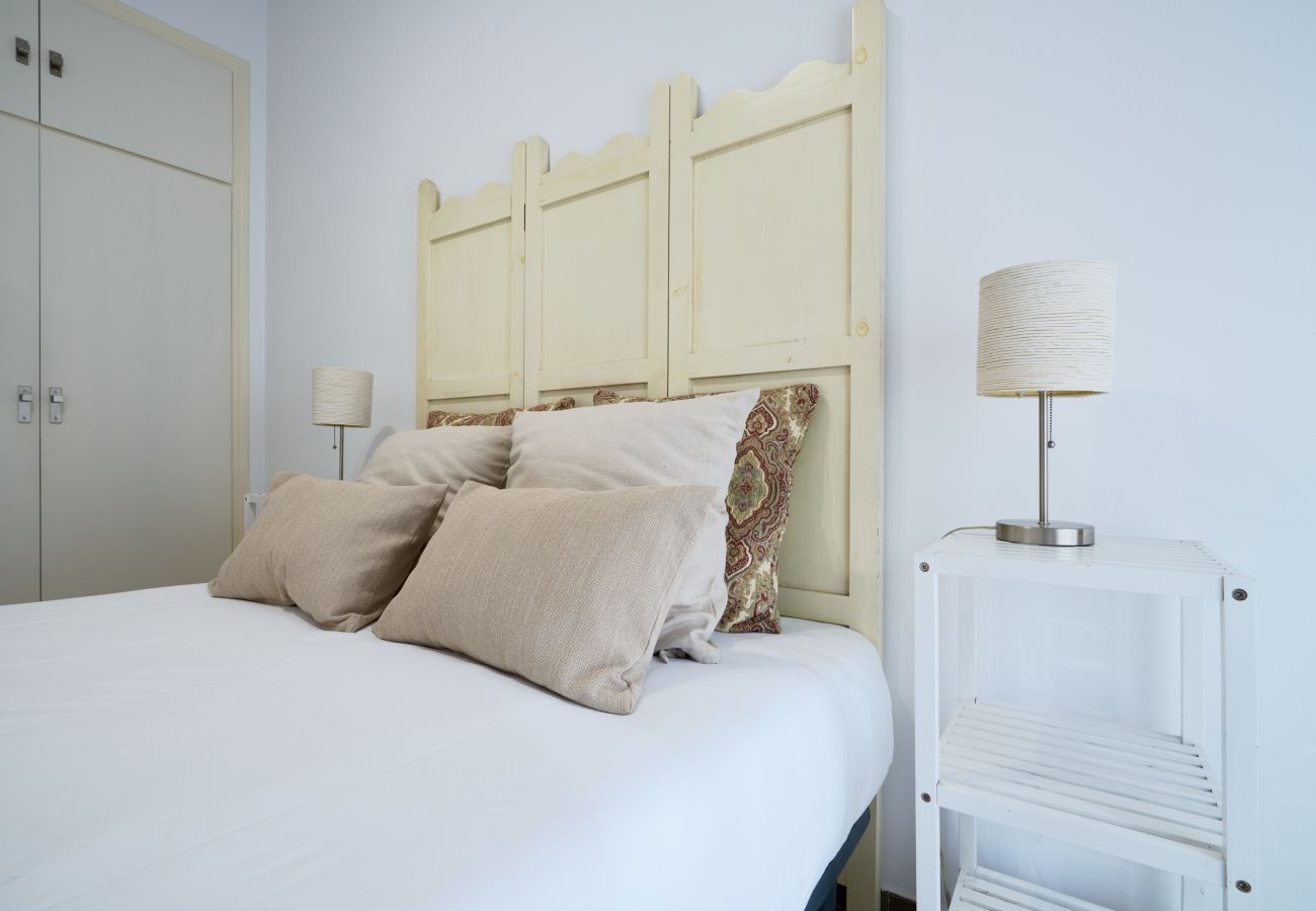 House in Seville - San Bernardo