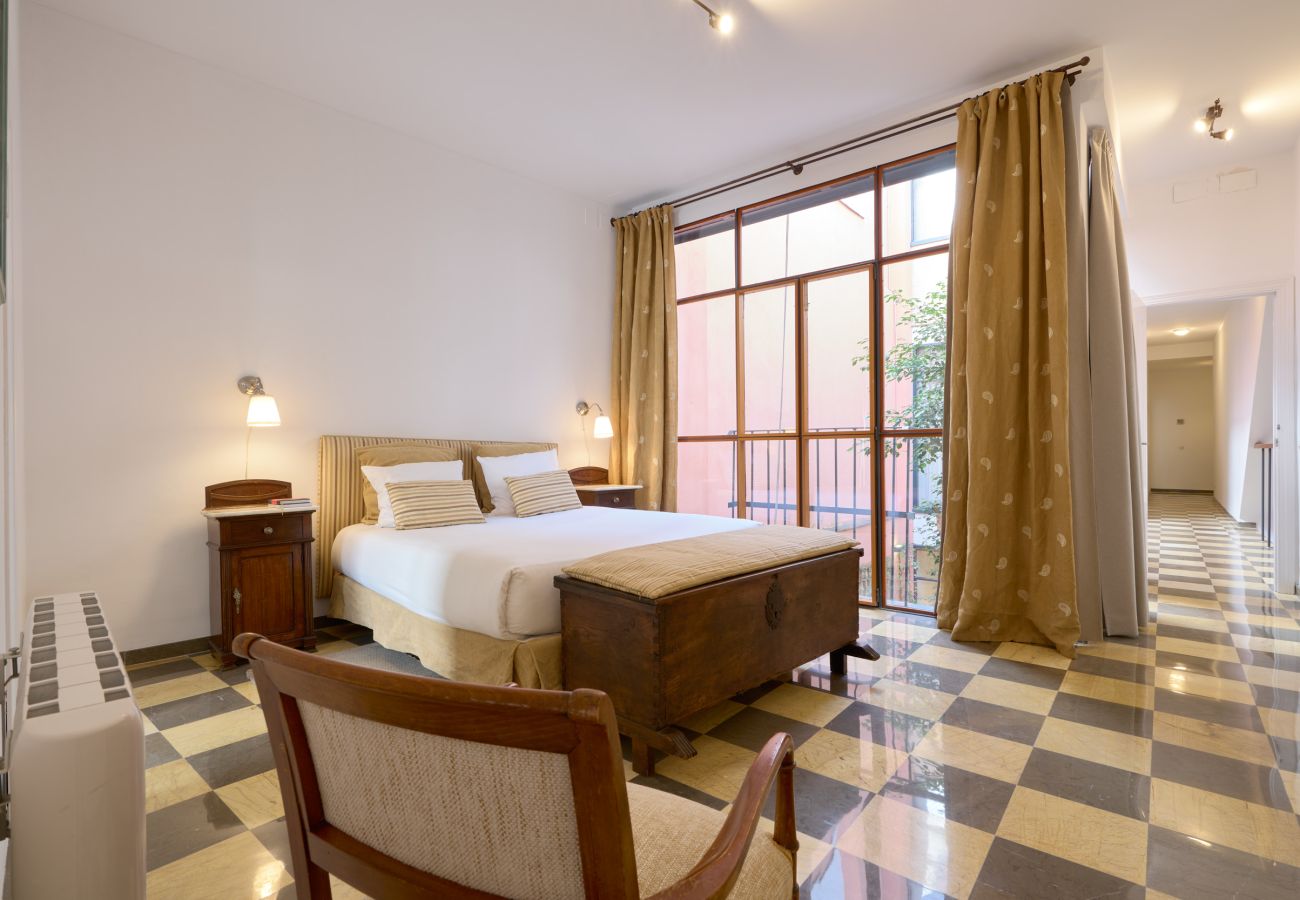 House in Seville - San Bernardo