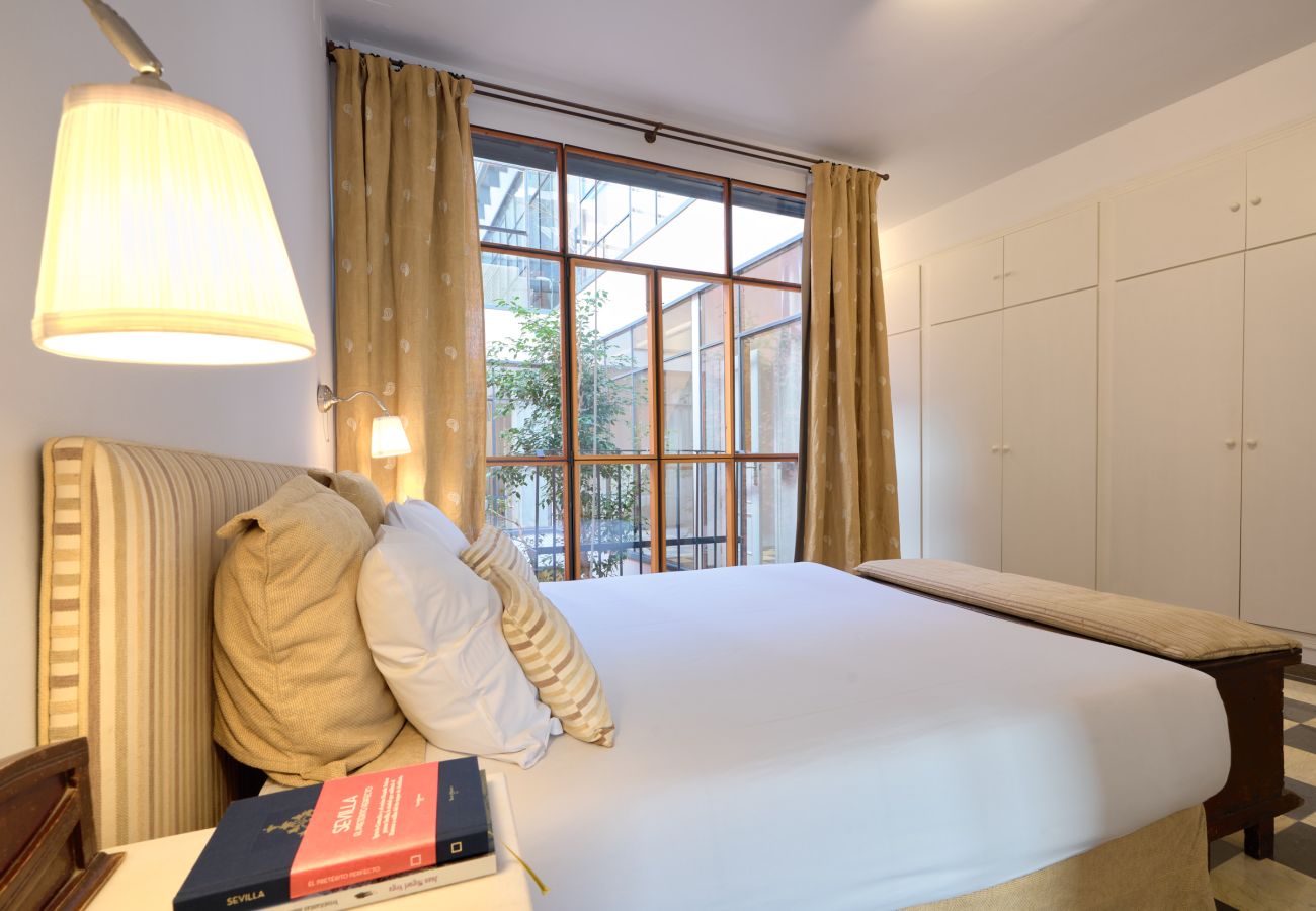 House in Seville - San Bernardo