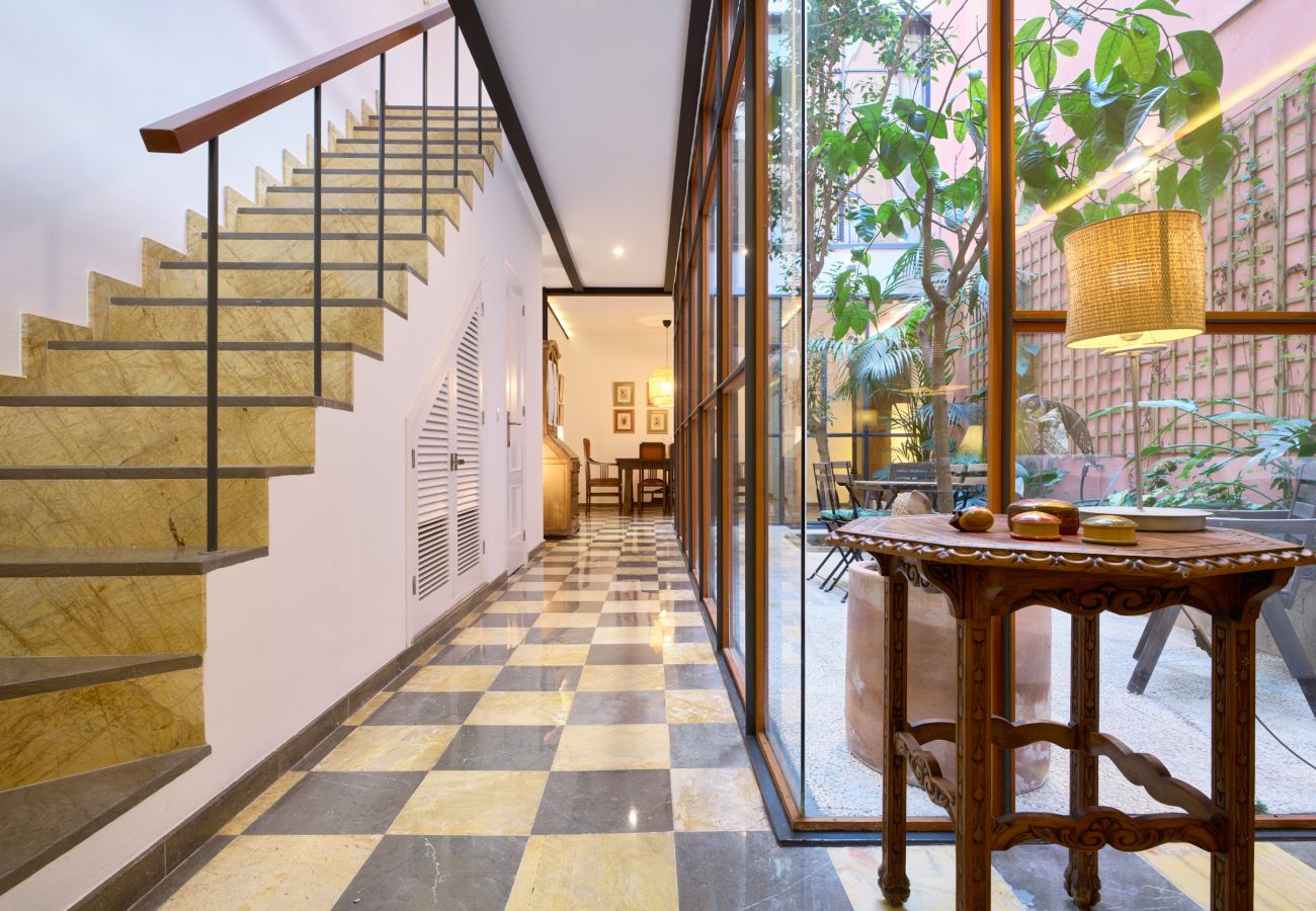House in Seville - San Bernardo
