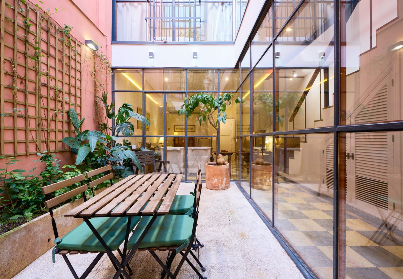 House in Seville - San Bernardo