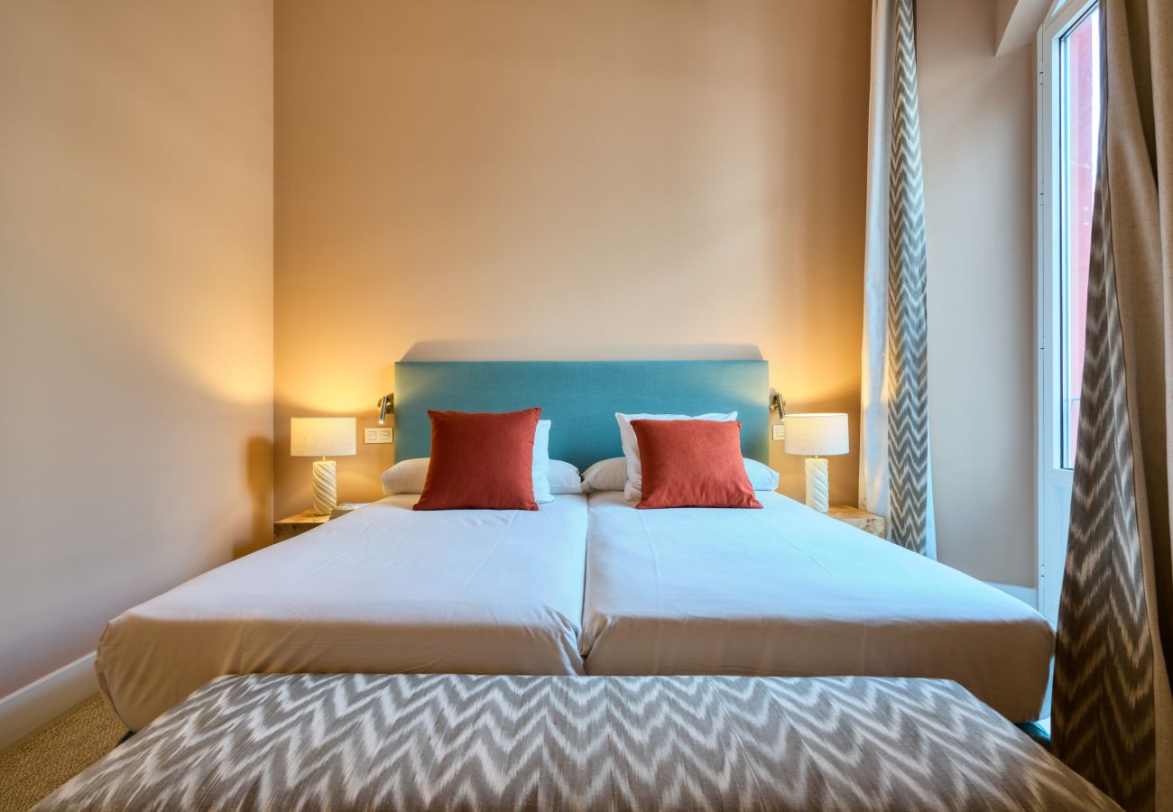 Apartment in Seville - Adriano 1.1