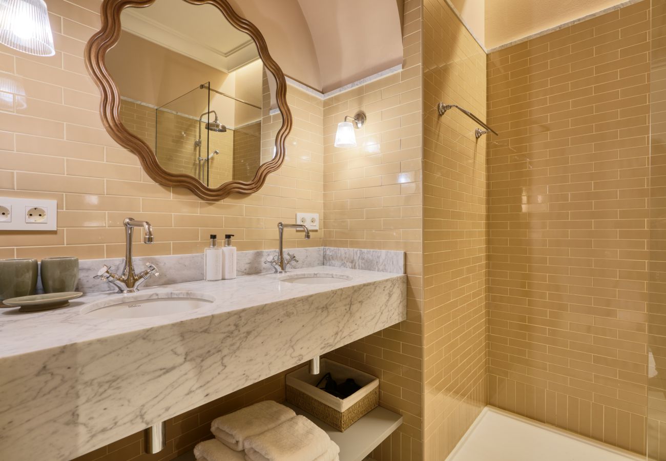 Apartment in Seville - Adriano 1.1