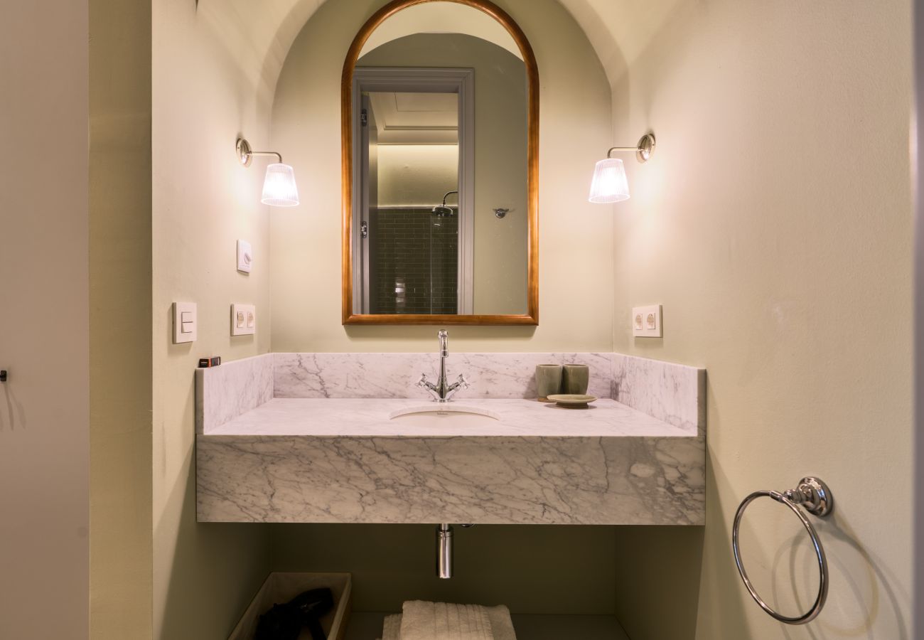 Apartment in Seville - Adriano 1.2