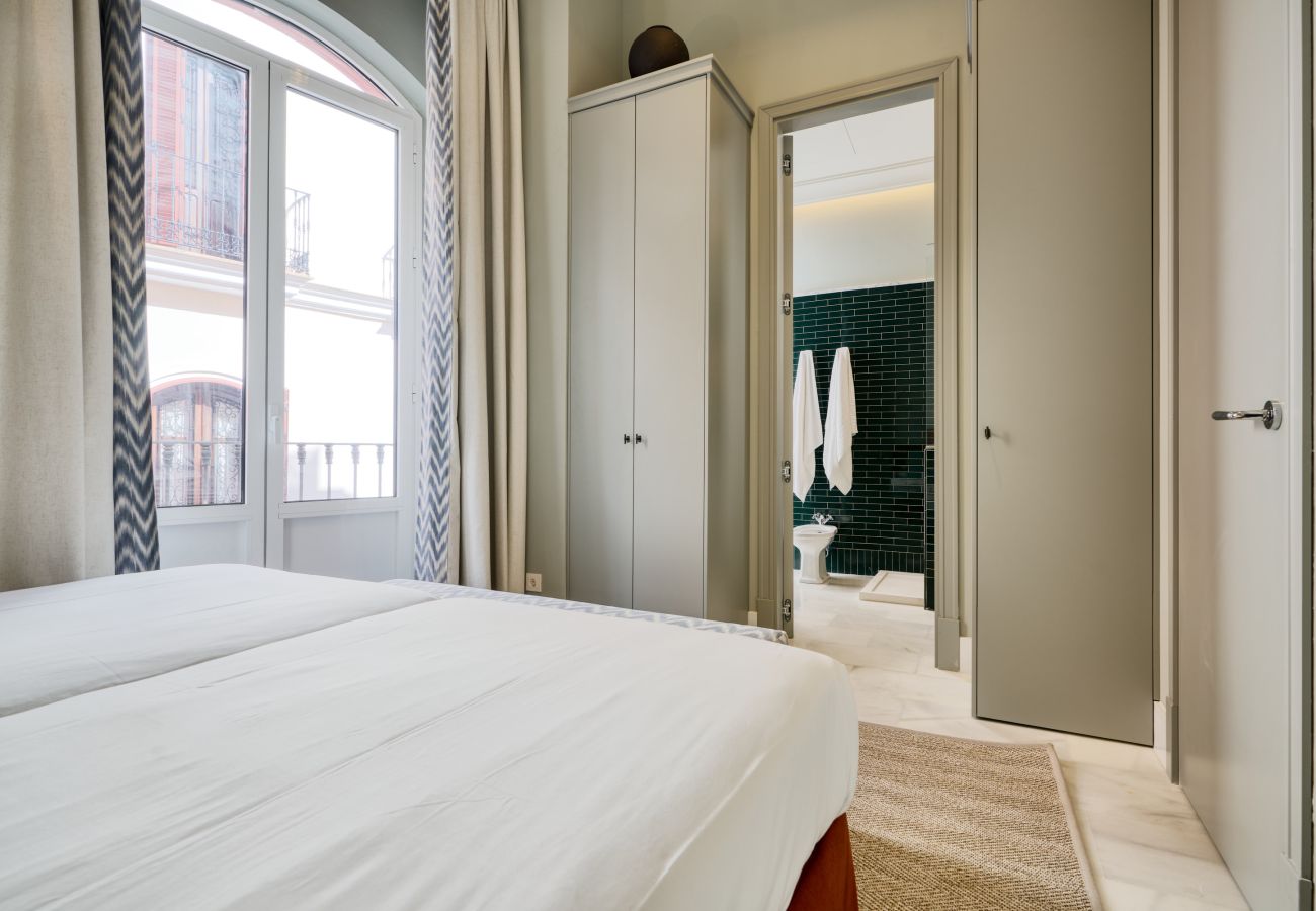 Apartment in Seville - Adriano 1.3